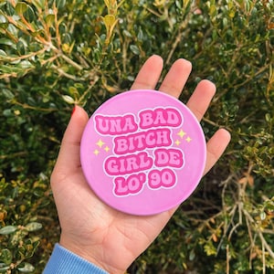 Una Bad bitch girl de los 90 montaña rusa de cerámica/ Bebidas/ Regalos /Un Verano Sin Ti