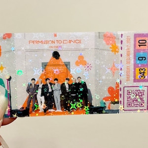 SoFi Stadion - BTS x PTD / Permission to Dance On Stage LA Memorabilia Konzertkarte (personalisiert) mit holografischem Star-Finish