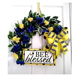 Bee Decor, Farmhouse Wreath, Country Wreath, Home Decor, Summer Wreath, Bumble Bee Wreath, Front Door Decor, Door Hanger Everyday Wreath