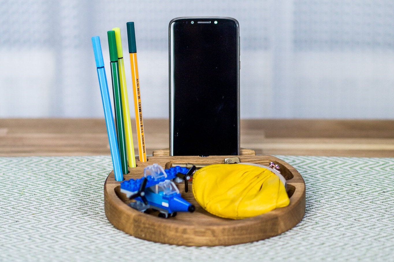 Bureau en Chêne Massif Naturel Rangement Support de Téléphone et Tablette, Coin Keys Organisateur Va