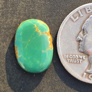 AAA Kingman Green Hardy Pit Turquoise Cabochon