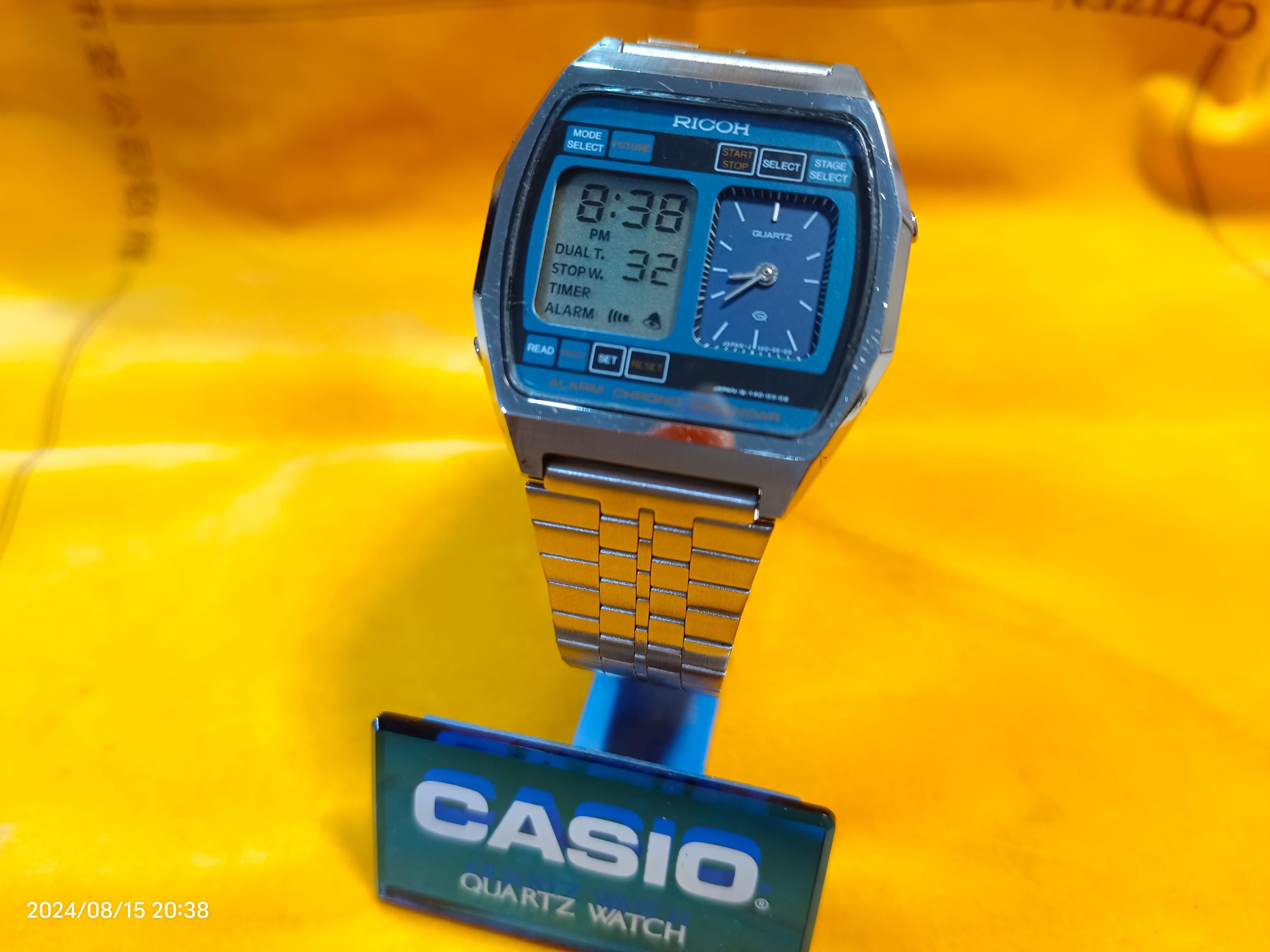 買得 RICOH Vintage 1980 Chrono Alarm Calendar Universal Rare 時計