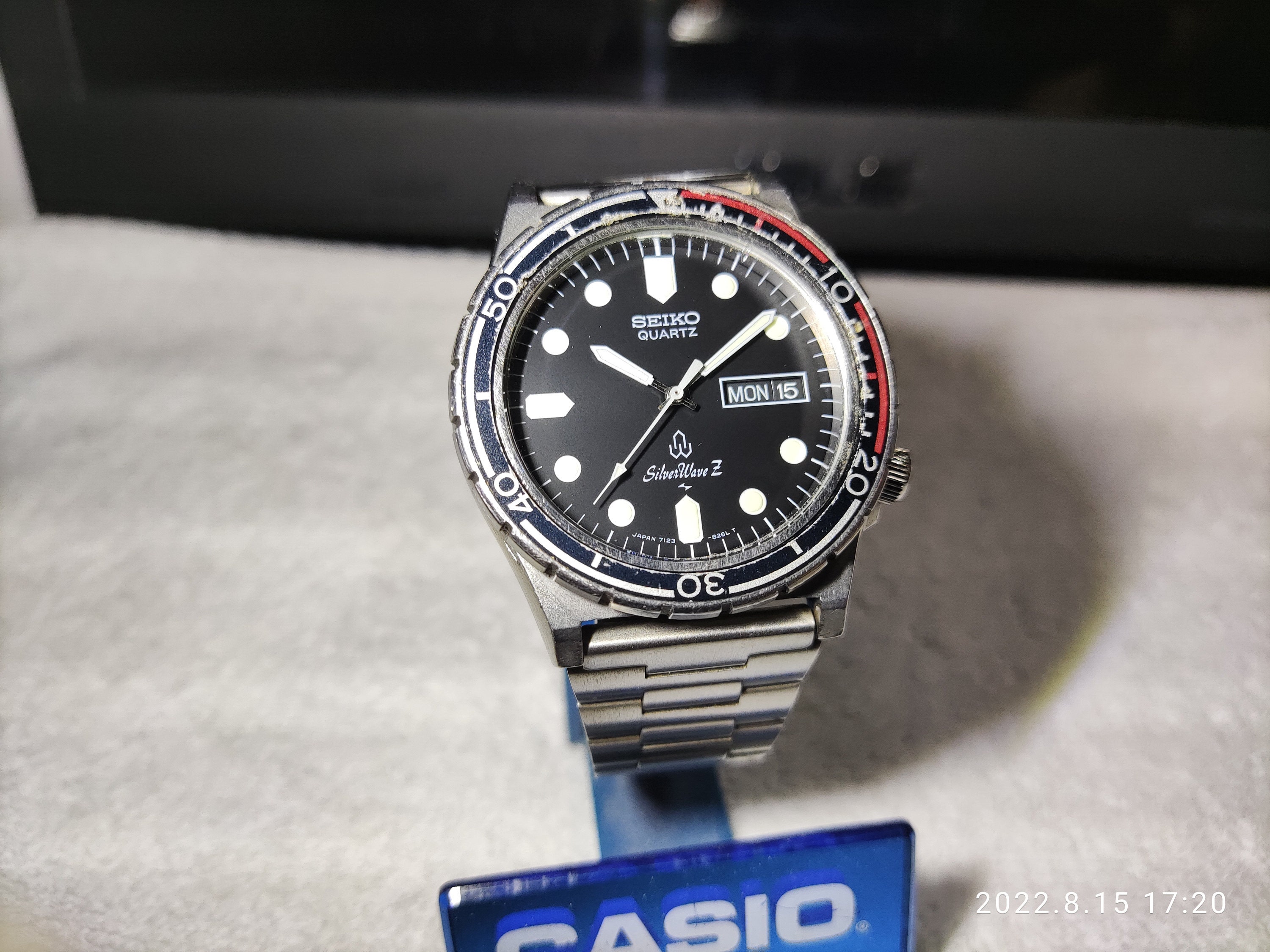Vintage SEIKO Quartz 1980 Silver Wave 100M 7123-8250 Replaced - Etsy