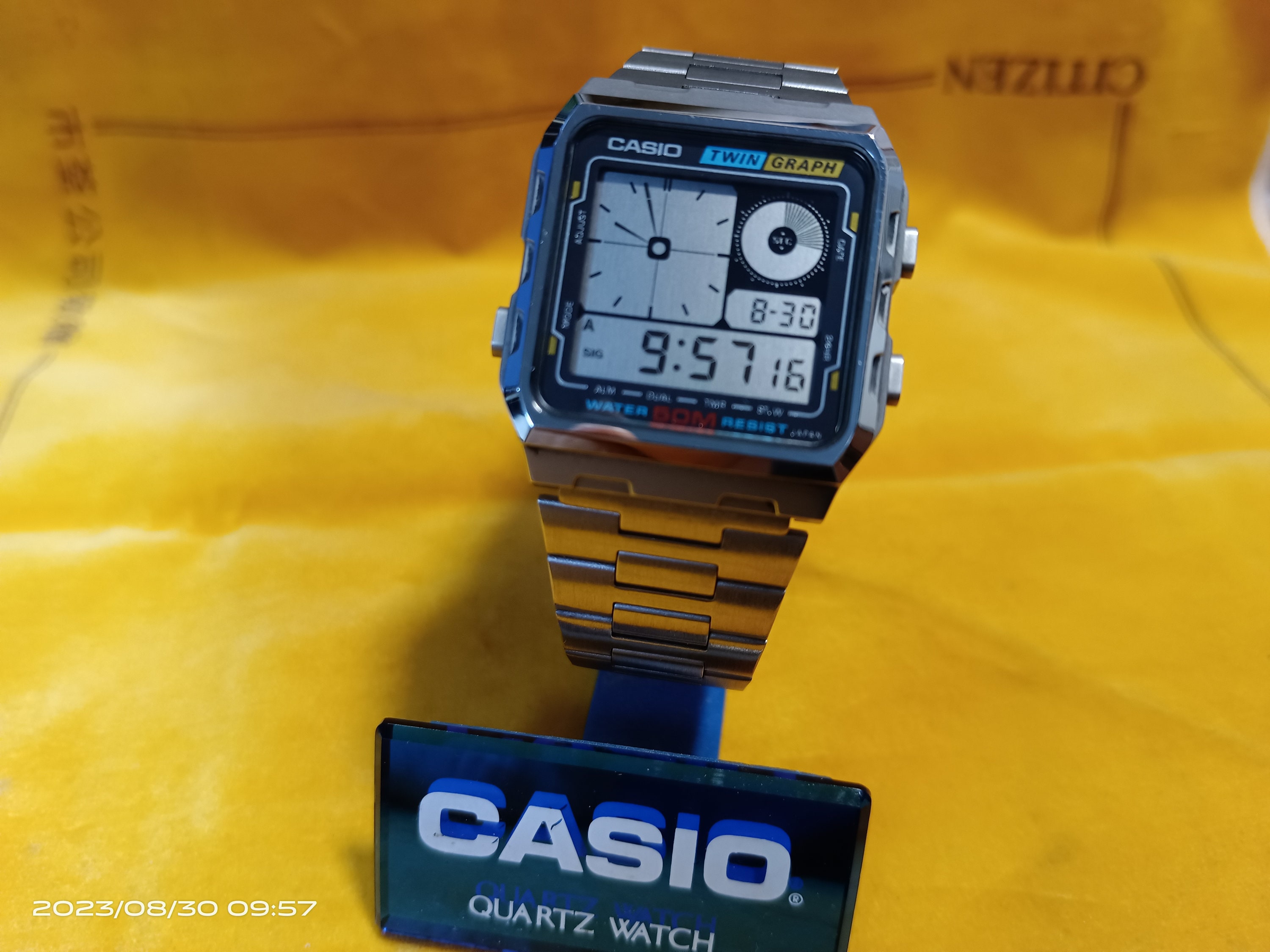 Vintage CASIO 1987 Twin Graph 588 AE-210W Rare Module Diver's 50m