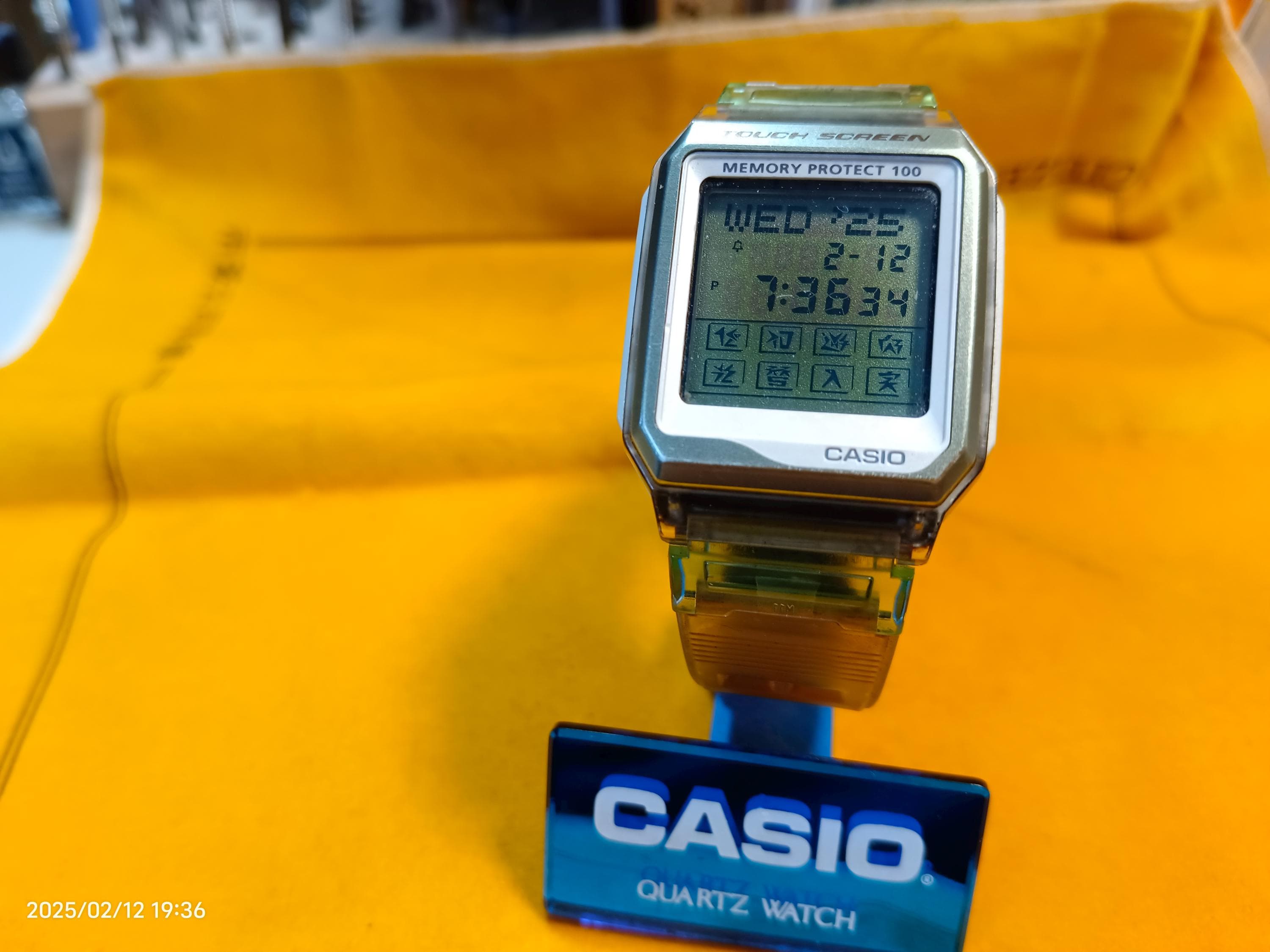 Quartz Montre Montre Lige Ouedkniss Android Montre Intelligente