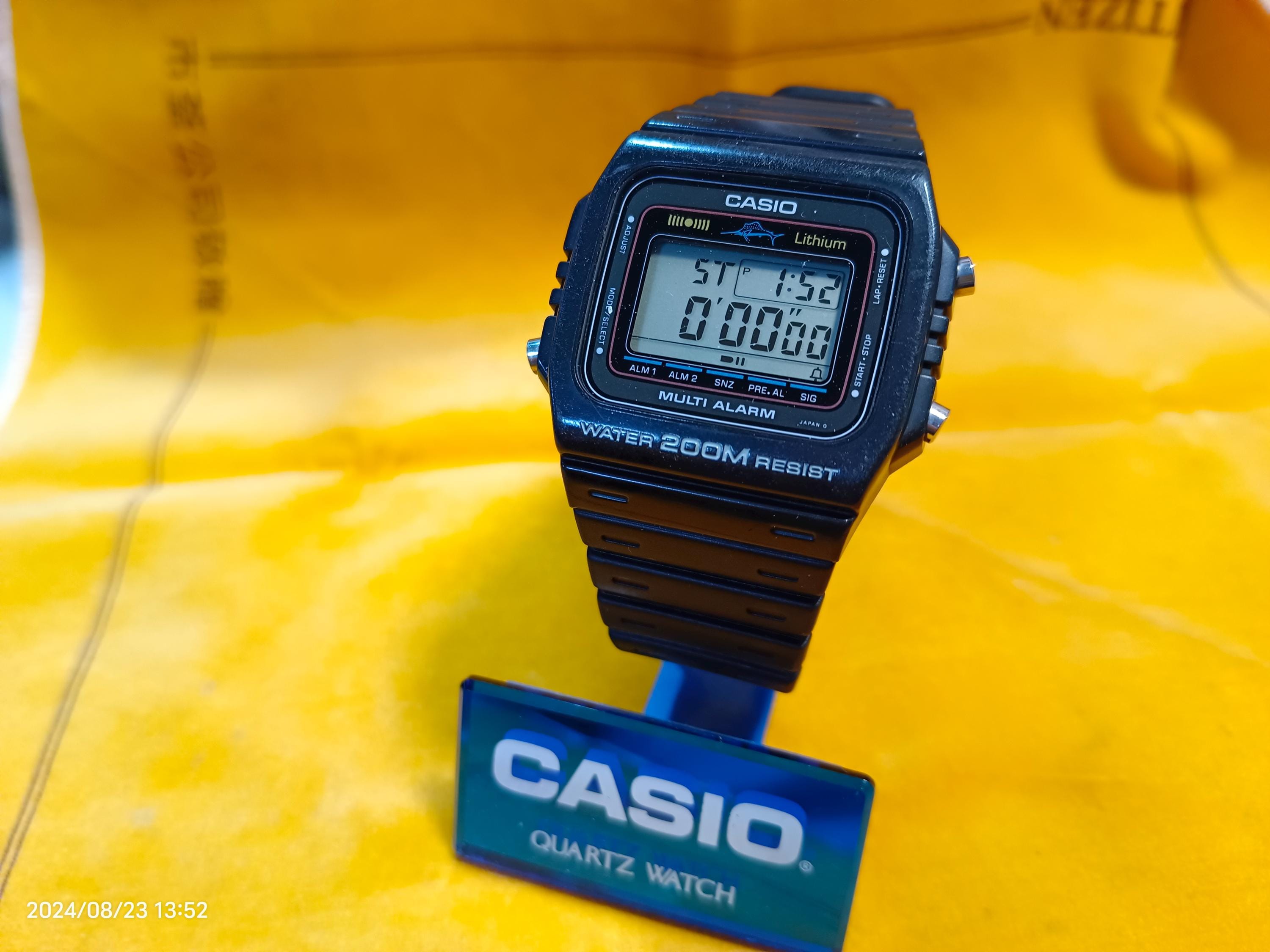 Vintage Casio 1982's Multi-alarm Rare Module Diver 200M (181