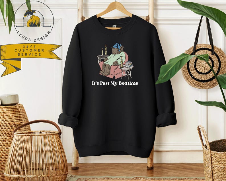Sudadera "Ya es hora de dormir" / Sudadera "Oso dormilón" / Sudadera moderna estilo Y2K / Sudadera con meme divertido / Sudadera para amantes de los libros imagen 2