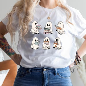 Camiseta de libros de lectura de fantasmas, camiseta de fantasma de Halloween, camiseta de Halloween para maestros, camiseta de bibliotecario, linda camiseta de Halloween, sudadera de Halloween imagen 3