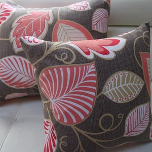 Peachy Keen 2 Piece Pillow Set