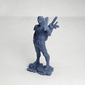 Street Vigilante 32mm Miniature Heroic Scale | DnD Mini | Superhero Miniature | Prey