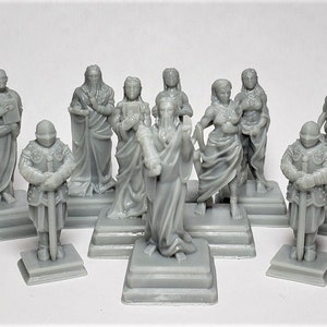 10 RESIN Statues and Armor - 32mm scale - D&D/Tabletop Dungeon and Town Scatter Terrain - Dragonlock - Vallis Mortis by Fat Dragon Games