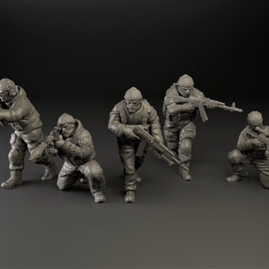 5pc Eastern Europe Militia - 28mm 32mm Miniature | Military Wargame Mini | Skirmish | Zombicide | Survivors