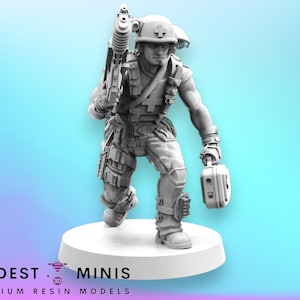 Koloniale Marine Medic James Saver - 32 mm schaal buitenaardse miniatuur | RPG | Sci-fi | cyberpunk | Rollenspel | DnD | Papsikel