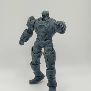 145mm Damaged Hunter Robot - 40mm  Miniature | DnD Mini | Superhero | Legion