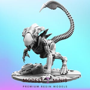 Xeno Praetorian G - 32mm Scale Alien Miniature | RPG | Sci fi | AvP | Role Playing | DnD | Papsikel