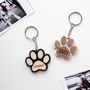 Personalized Pet Keychain Paw with Name | Handmade Gifts for Dog, Cat or Pet Lover, Custom Paw Key Tag, Gift for Dog Mom, Pet Loss Gift