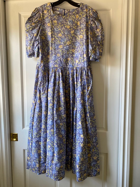 Laura Ashley - Vintage Floral Dress Size 10 or 12