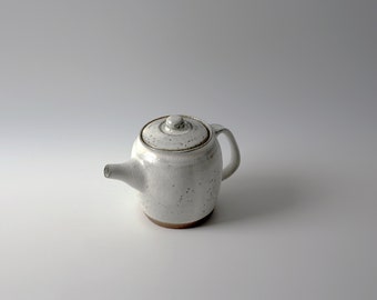 Mulle Tea Pot - Natural Tea Pot - Pottery Teapot - Ceramic Teapot - Handmade - White Round Teapot