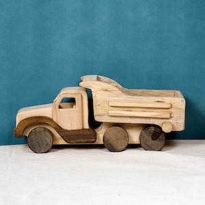 Wooden Dump Truck Toy, Personalized Toy Truck 2nd Birthday Gift for Boys, Farmhouse Decor, Wooden Toys Car, Wood Toy for Kids