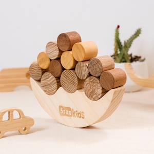 Wooden Balance Toys: Montessori Kid&#39;s Stacking Blocks - A Fun Toddler Birthday Present