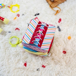 Cube animé bébé doux, bloc éducatif silencieux, jouet sensoriel pour tout-petit, jouet en feutre