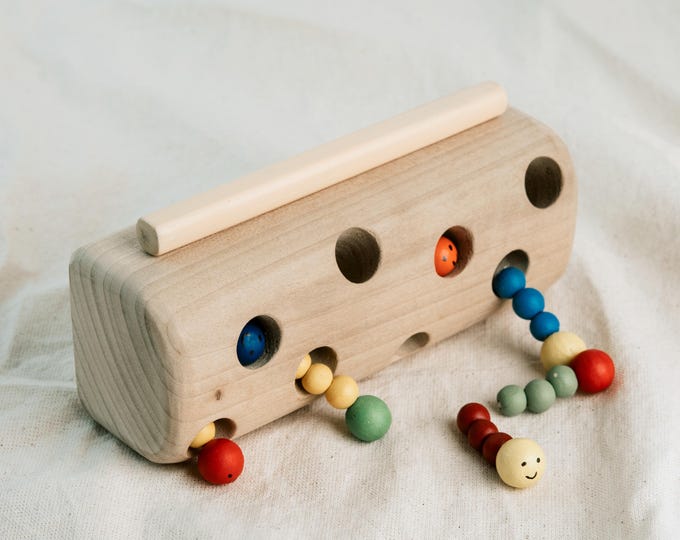 Magnetic Worm Catcher Montessori Toy: Tree House & Woodland Log Wooden Toy for Toddlers