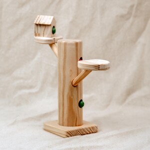 Personalized wooden magnetic worm catcher toy with tree house design for toddlers