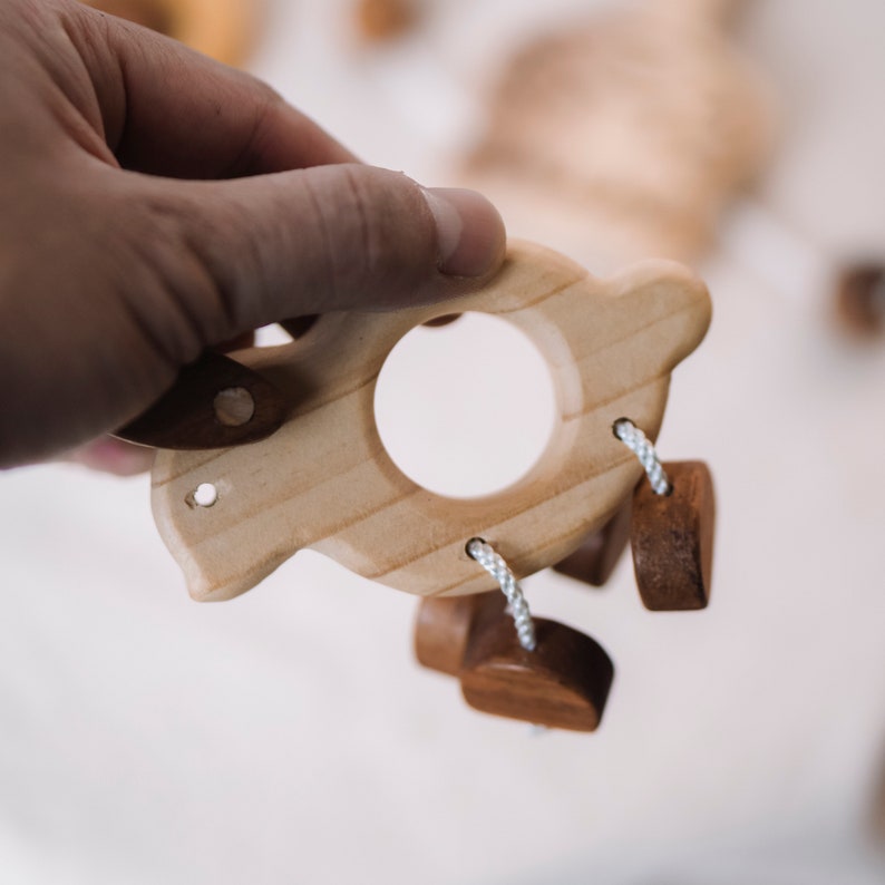 Wooden Baby Rattle Animals Sensory Toys, Baby Play Gym, Newborn 1 Year