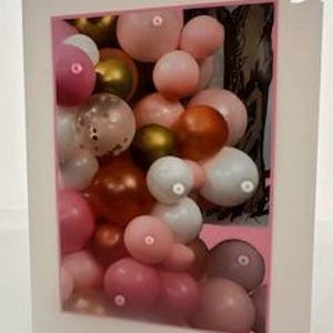 Tarjeta de felicitación: Globos dorados, naranjas, rosados, rosas, corales y blancos para cumpleaños, aniversario, gracias, pensando en ti, novia, baby shower