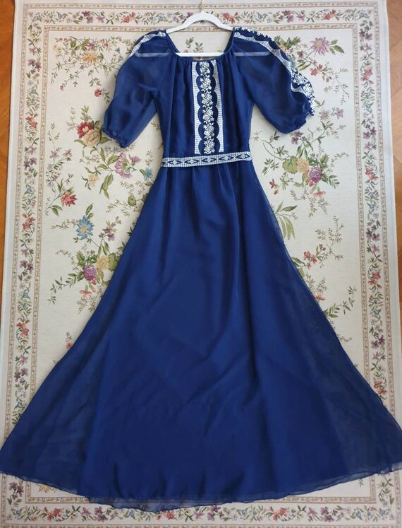 Authentic vintage maxi dress in size. S from the … - image 3