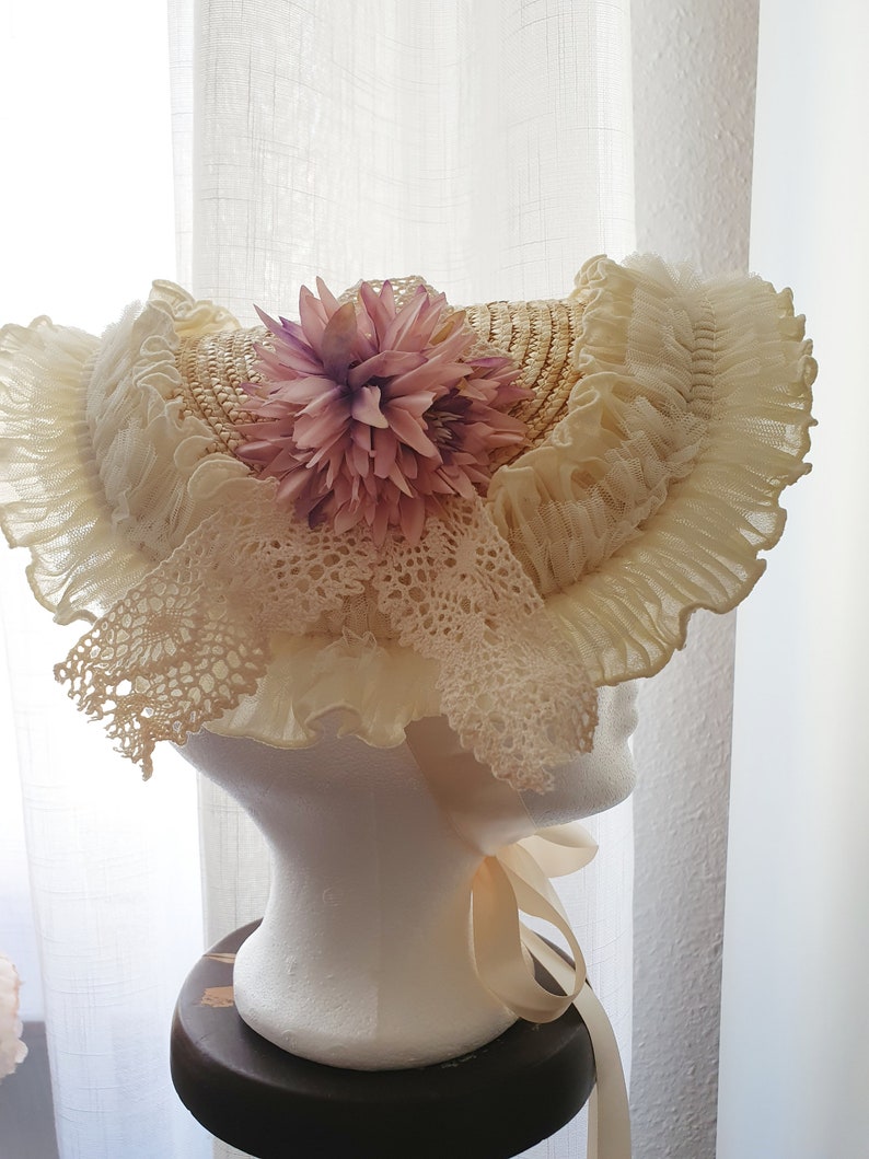 Straw hat Regency Beauty with satin ribbon, lace and dahlia image 3