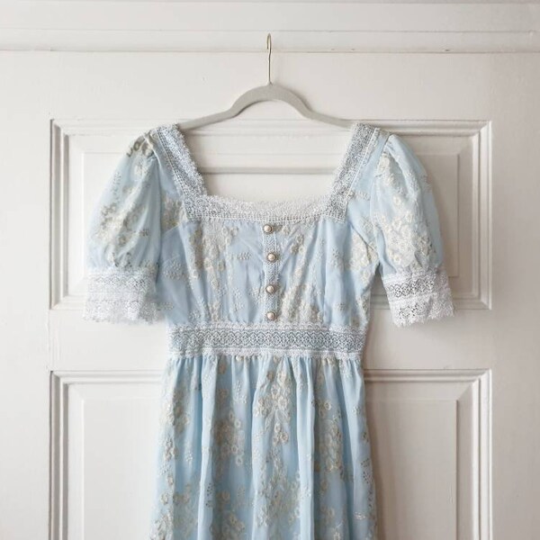 Dream dress "Ariel" in light blue and gold in midi length with delicate lace in size. XXS