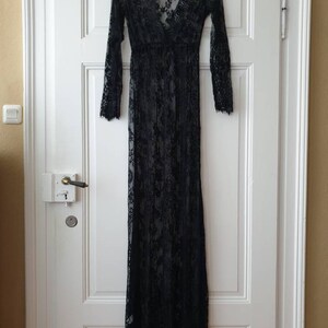 Vestido largo transparente Divine Feminity confeccionado en encaje negro y algodón en talla. XS imagen 2