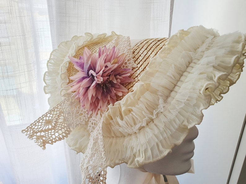 Straw hat Regency Beauty with satin ribbon, lace and dahlia image 2