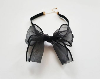 Romantic choker "Ribbon Bows" with black chiffon bow and velvet