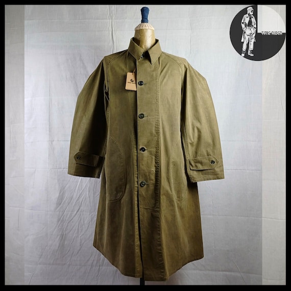 Vintage WWII April 3rd 1944 Dated US Army Raincoat - image 1