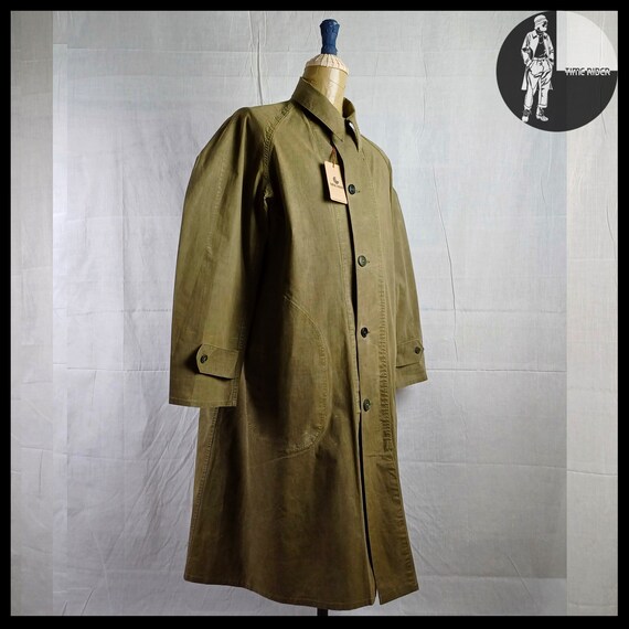 Vintage WWII April 3rd 1944 Dated US Army Raincoat - image 2