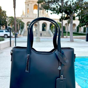 Bolso bandolera de piel italiana negra Cira, bolso con asa superior, bolso elegante y lujoso, bolso de hombro con asa superior, regalo para ella