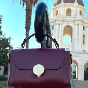 Bolso de mano de piel italiana Alya Bordeaux, bolso de mano elegante y funcional, bolso con asa superior, bolso de hombro moderno, regalo para ella