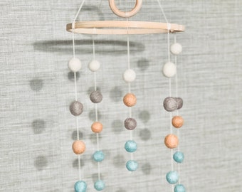 Baby mobile/nursery mobile/baby crib mobile/felt ball mobile/wooden mobile/beach vibes/neutrals - Mobile baby - wool felt ball crib mobile