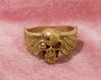 Gouden schedelring, gotische schedelring, statement gouden ring, biker-schedelring, punk sieradenring, vintage stijl schedelring, unieke cadeauring