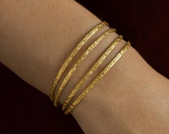 Set of 4 Gold Bangles, Minimalist Textured Stacking Bracelets, Thin Gold Bangle Set, Everyday Jewelry Gift for Her