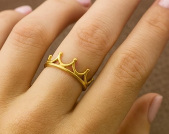 Gold Crown Ring, Minimalist Tiara Ring, Princess Crown Band, Dainty Gold Ring, Royal Inspired Everyday Jewelry