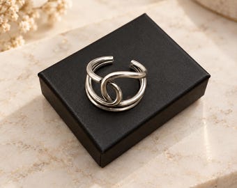 Silver Interlocking Loop Ring, Modern Abstract Open Band, Chunky Double Band Ring, Minimalist Adjustable Statement Ring, Contemporary  Ring