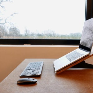 Bamboo floating desk small version laptop stand
