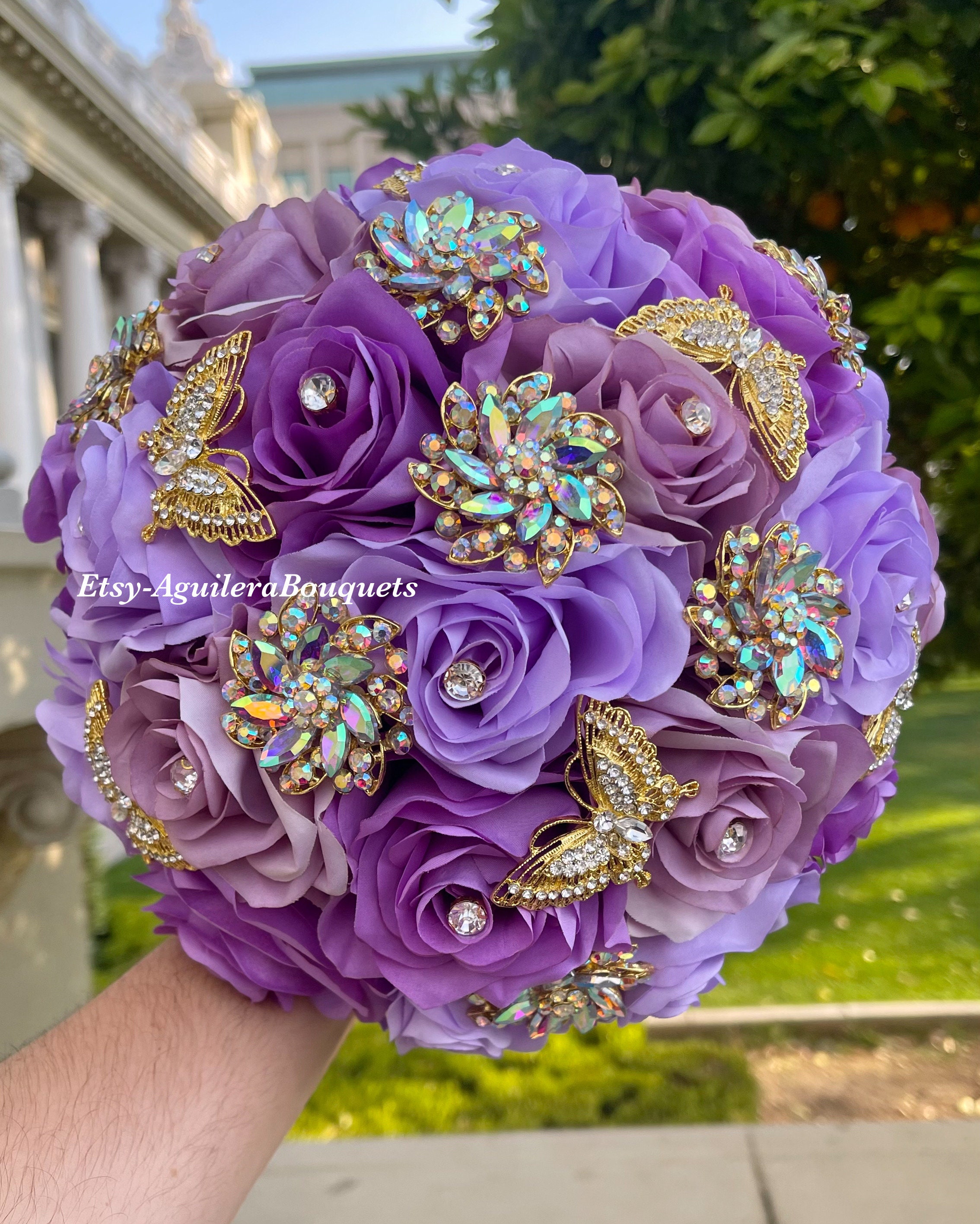 Lilac Quinceañera Bouquet, Butterfly Theme, Lilac Quince Bouquet, Gold  Lilac Bouquet, Lilac Bridal Bouquet, Gold Butterflies 