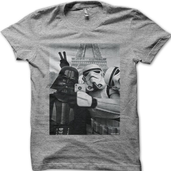 トップス DARTH VADER & STORM TROOPER / TEE Star Wars Stormtrooper and Darth Vader Selfie Paris T-shirt 9773