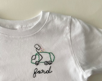 Camión de basura - Camiseta bordada a mano con nombre personalizado
