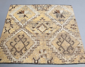 2 5 X 3 5 Ft Vivid Rug Brilliant Soft Fabulous Small Rug Etsy New Zealand