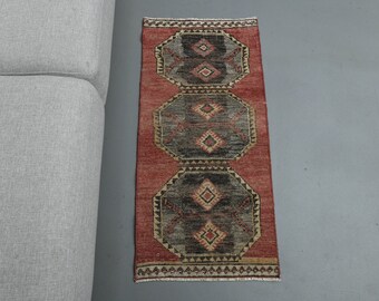1'6 x 3'4 Ft Hand-knotted Turkish Vintage Oushak Rug, Door mat, Antique 2x3 Carpet, Boho Decor, Kids Room Rug, Laundry Rug, Bath Mat Rug